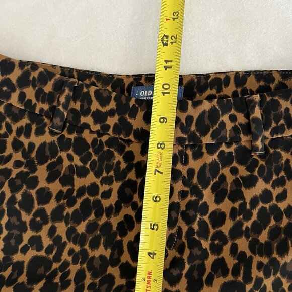 Old Navy Women's Harper High Rise Leopard Print Cropped Pants Sz 8 Regular NWOT - Picture 10 of 12